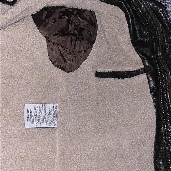 Levi Lether jacket - Picture 15 of 16